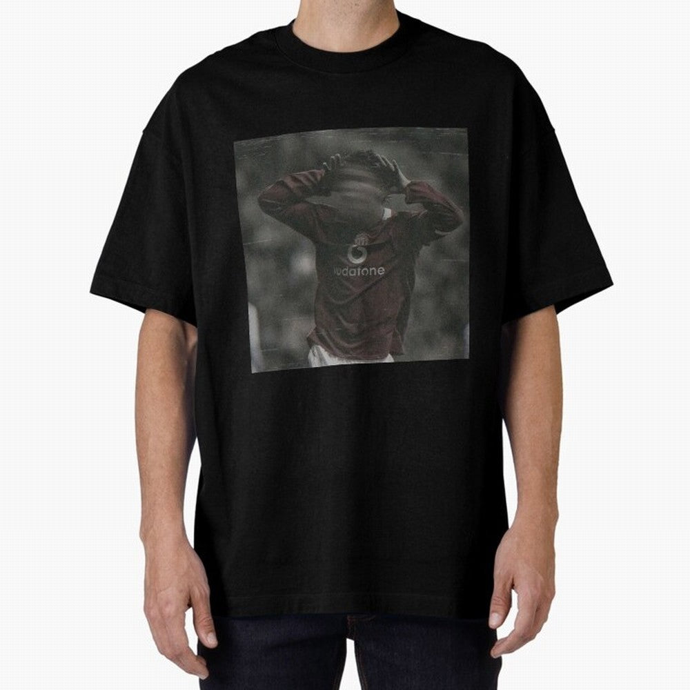 Cristiano Ronaldo! Oversized T-Shirt Feel the Trophy Chase of Global Football Passion for FIFA World Cup 2026, Filled with Cristiano Ronaldo, Haaland and CR7, Portugal, Vintage Soccer Flavor, Modern Football Stars, National Flags and Final Night