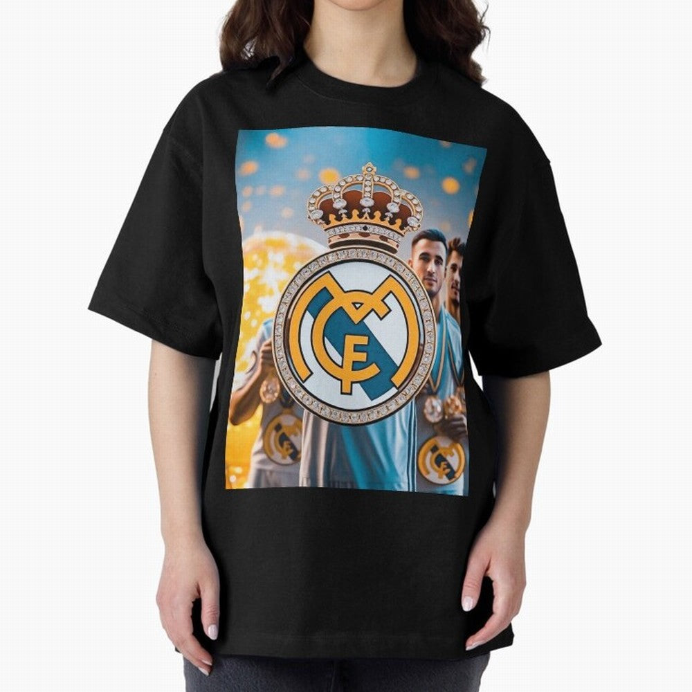 El Medall¨®n Del Real Madrid Oversized T-Shirt Elevate Global Football Passion for FIFA World Cup 2026 Group Stage, Made for Messi, England, France and Netherlands, Stadium Memories, Football Loyalty, International Chants and Championship