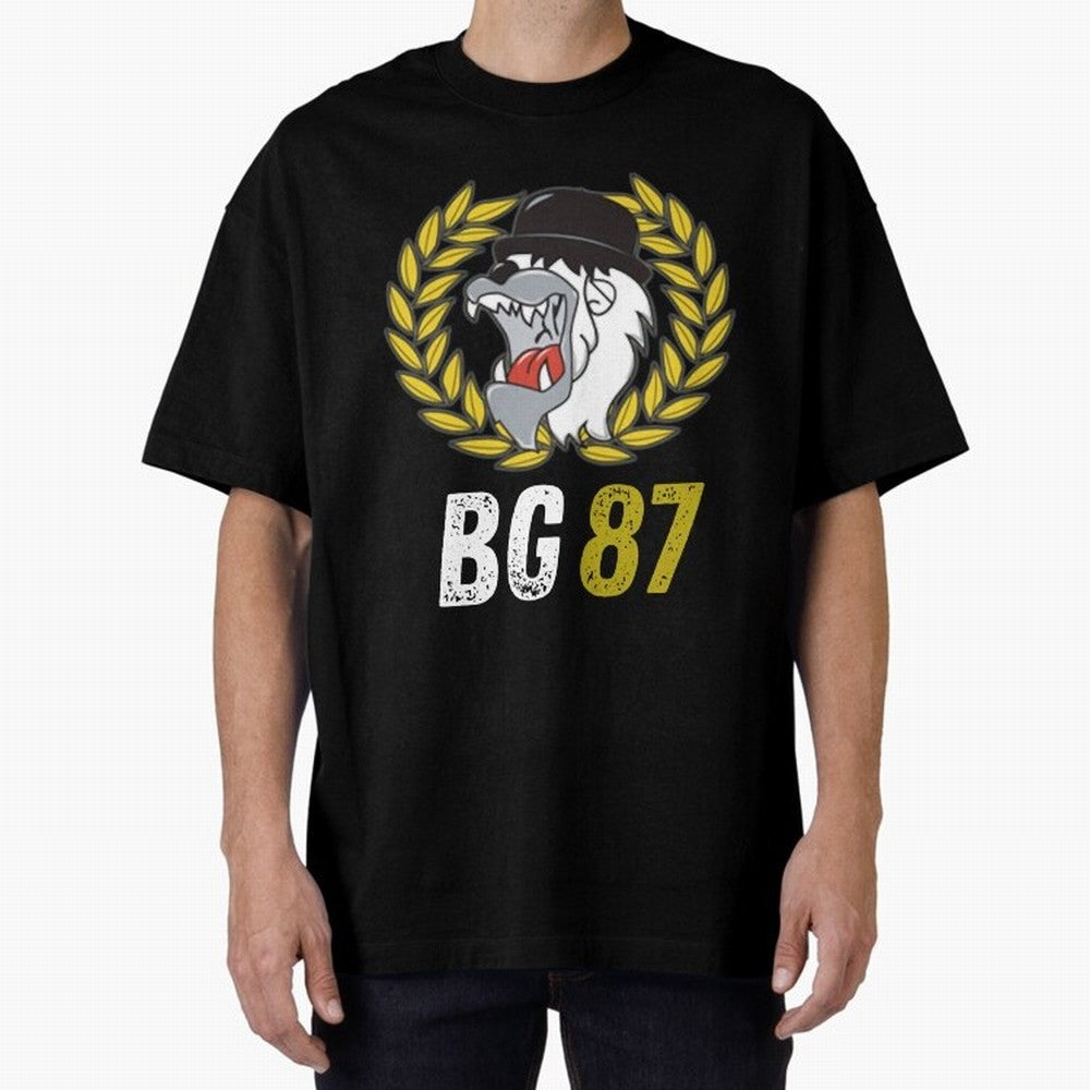 mala suerte 87 (hinchas del lyon) Camiseta esencial Oversized T-Shirt Represent Fans Who Live for Match Day Hype around FIFA World Cup 2026 USA Canada Mexico, Neymar, Haaland and Cristiano Ronaldo, Netherlands, Classic Soccer Heritage, Championship