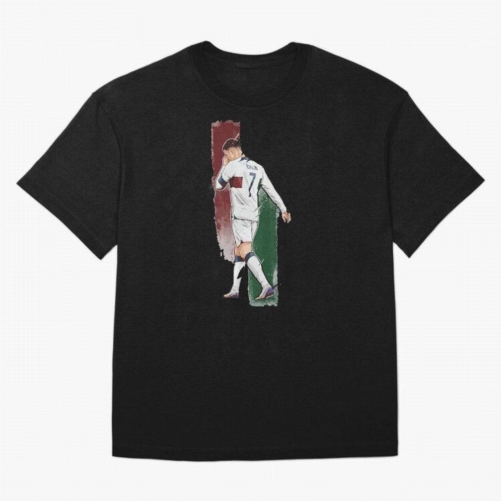 Ronaldo Crying World Cup 2022 Oversized T-Shirt Support the FIFA World Cup 2026 Group Stage Journey through CR7 and Messi Highlights, England Pride, Sports Nostalgia, International Competition, Famous Players and Unforgettable Victories; Ideal for