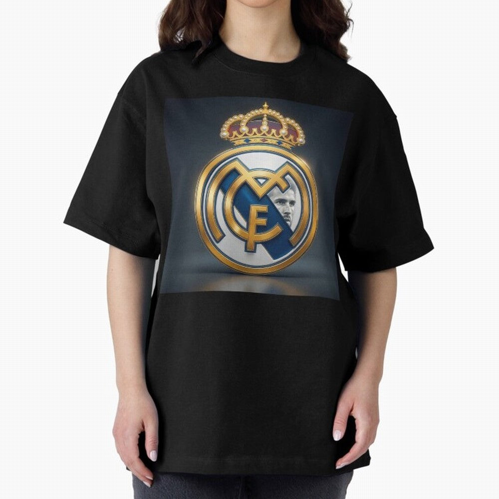 Figuras Madridistas Oversized T-Shirt Show Your Tournament Heart for Global Football Passion for FIFA World Cup 2026 USA Canada Mexico, Highlighting Messi, CR7 and Mbappe, France, Goal Celebration Energy, Supporter Heritage, Football Icons and