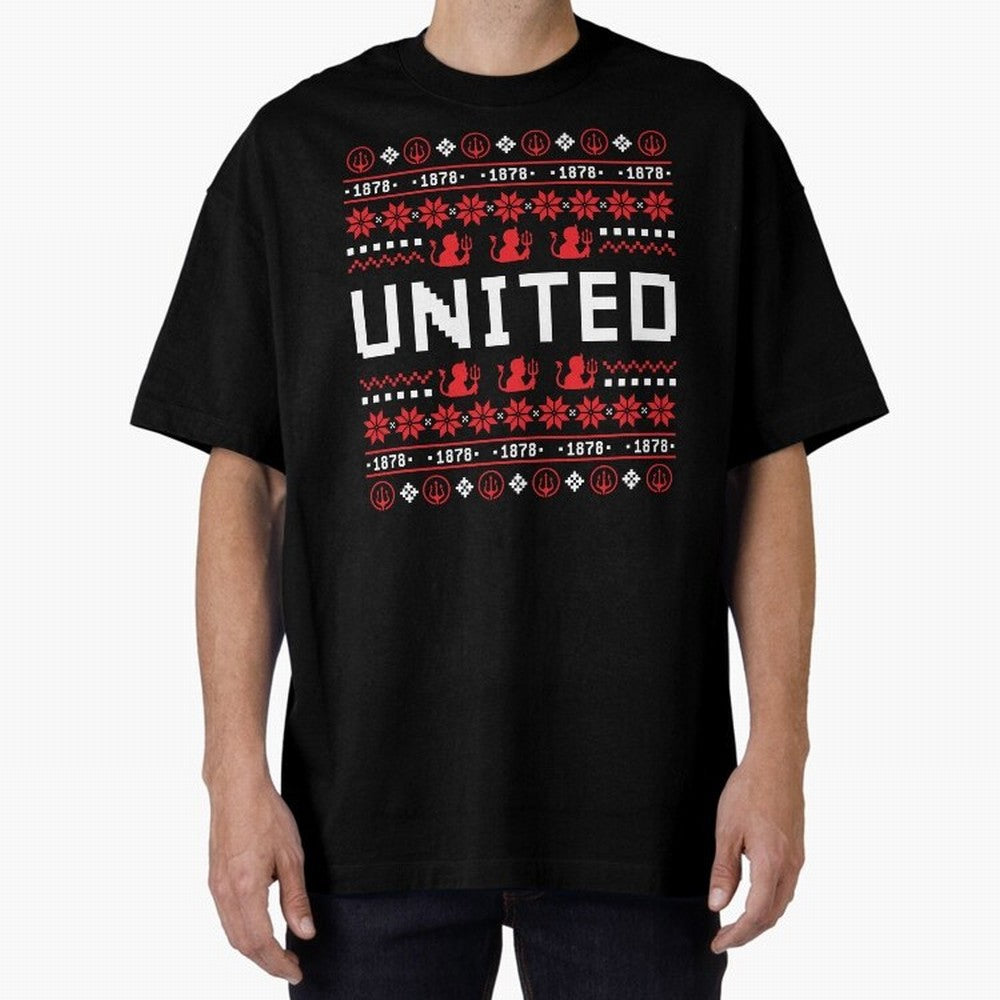 Manchester United Christmas Oversized T-Shirt Follow Match Day Hype around FIFA World Cup 2026, Mbappe, Netherlands, Fan Favorite Moments, National Team Passion, Big Match Drama and Soccer History; Perfect for Supporters Who Want Bold Football