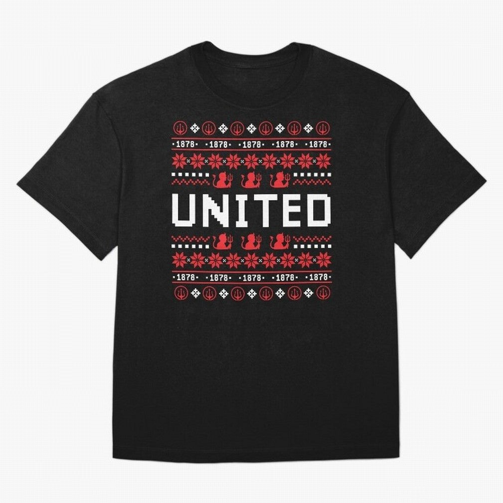 Manchester United Christmas Oversized T-Shirt Follow Match Day Hype around FIFA World Cup 2026, Mbappe, Netherlands, Fan Favorite Moments, National Team Passion, Big Match Drama and Soccer History; Perfect for Supporters Who Want Bold Football