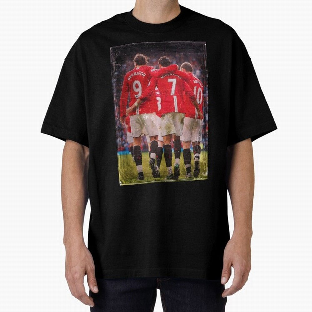 Ronaldo Berbatov Rooney Oversized T-Shirt Share Global Football Passion for FIFA World Cup 2026, Filled with Haaland, Netherlands, Goal Celebration Energy, Supporter Heritage, Football Icons and Worldwide Tournament Joy; Made for Collectors Who