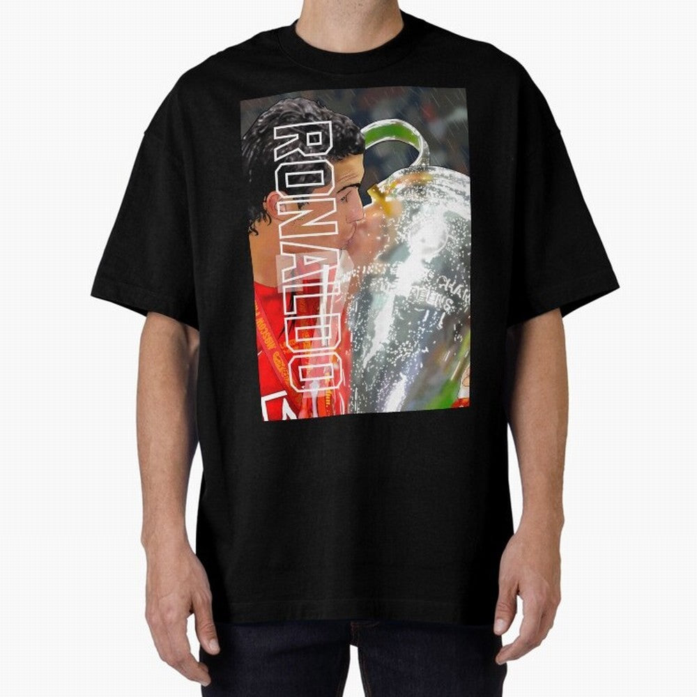 Cristiano Ronaldo ¨C 2008 Manchester United Champions League Glory Artwork by GrizzlyGFX Oversized T-Shirt Represent the Passion of FIFA World Cup 2026 Centered on Cristiano Ronaldo, England and Germany Energy, Champion Mindset, Group Stage Buzz,