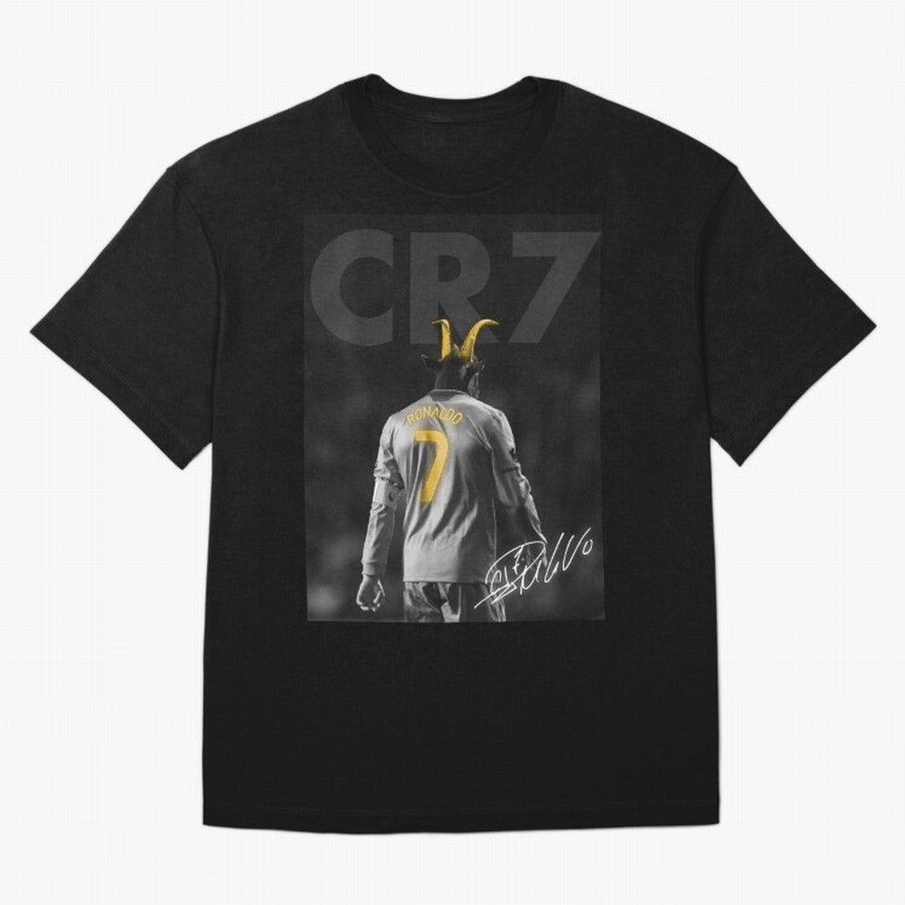 CR7 The Goat Poster Oversized T-Shirt Celebrate Fan Culture around FIFA World Cup 2026 USA Canada Mexico Spirit, Celebrating Argentina, Messi, Championship Spirit, Famous Goals, Roaring Crowds and International Football Unity; Great for Watch