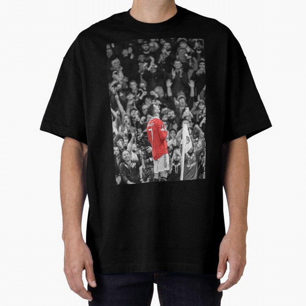 Cristiano Ronaldo Manchester United Oversized T-Shirt Treasure FIFA World Cup 2026 for Fans of Mbappe and Neymar and Spain, Bringing Football History, Final Match Energy, Crowd Noise and Once in a Lifetime Moments; Great for Watch Parties, Sports