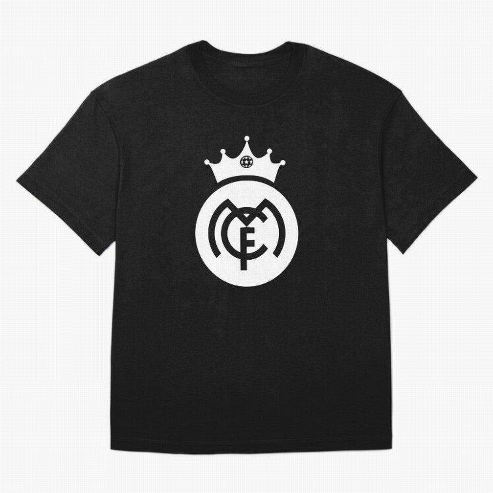 King of Kings Real-Madrid Oversized T-Shirt Represent Football Lovers during FIFA World Cup 2026 USA Canada Mexico for Fans of Mbappe and Brazil, Portugal and Argentina, Bringing Retro Football Energy, Iconic Rivalries, Trophy Chase Drama and