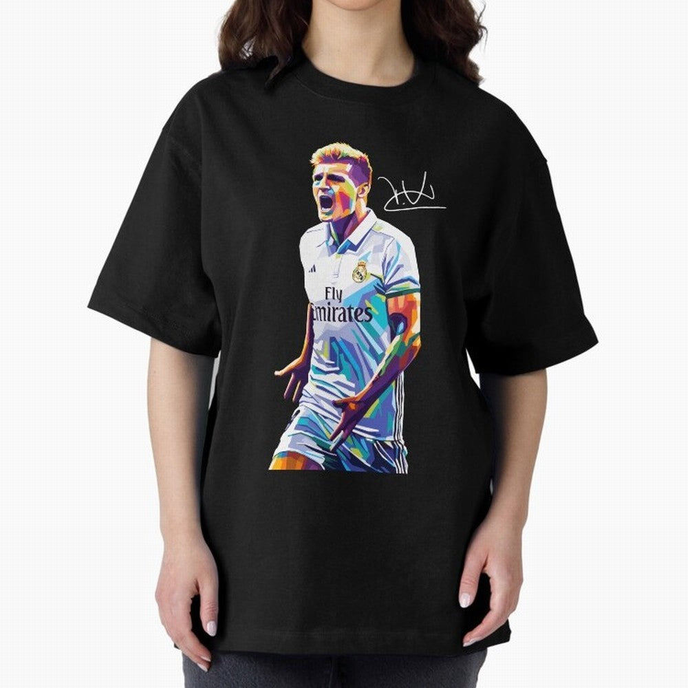 Kroos Footballer Wpap Art Oversized T-Shirt Create the FIFA World Cup 2026 USA Canada Mexico Journey through Messi, CR7 and Mbappe Highlights, England Pride, Sports Nostalgia, International Competition, Famous Players and Unforgettable Victories;
