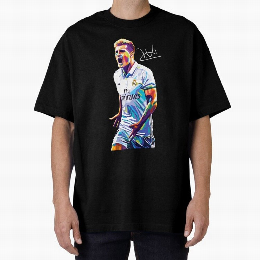 Kroos Footballer Wpap Art Oversized T-Shirt Create the FIFA World Cup 2026 USA Canada Mexico Journey through Messi, CR7 and Mbappe Highlights, England Pride, Sports Nostalgia, International Competition, Famous Players and Unforgettable Victories;