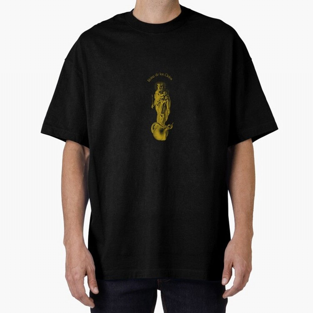 Reina de los Cielos Oversized T-Shirt Honor Champions and Dreams in FIFA World Cup 2026 USA Canada Mexico Built around Neymar, Spain and Netherlands Energy, Match Day Excitement, Supporter Culture, Golden Goals and Global Football Passion; Ideal