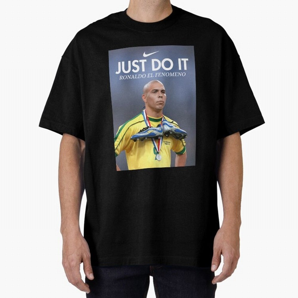 Ronaldo Fenomeno Ronaldo Nazario Vintage Sports Decor Living Room Decor For Walls Sports Bedroom Decor Game Room Decor R9 Oversized T-Shirt Bring Match Day Fire to Match Day Hype around FIFA World Cup 2026, Messi and Cristiano Ronaldo, England,