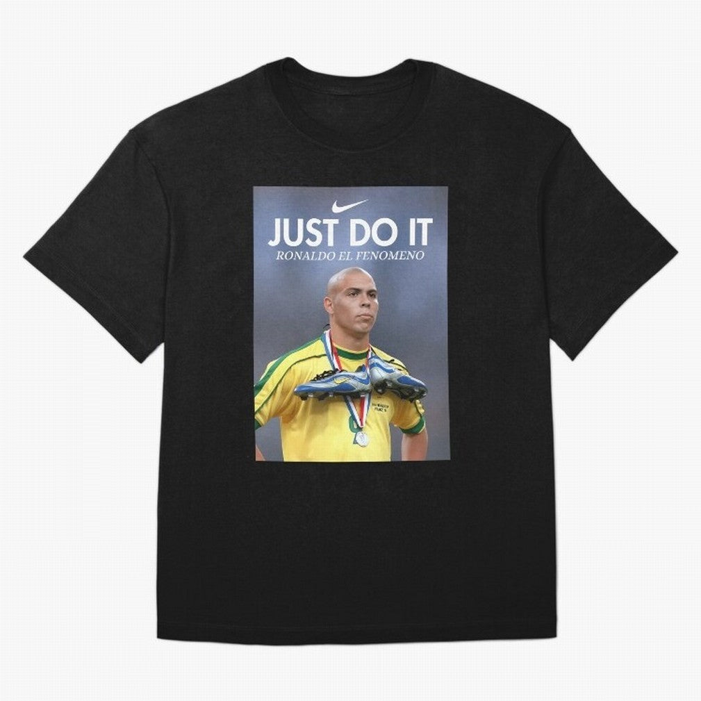 Ronaldo Fenomeno Ronaldo Nazario Vintage Sports Decor Living Room Decor For Walls Sports Bedroom Decor Game Room Decor R9 Oversized T-Shirt Bring Match Day Fire to Match Day Hype around FIFA World Cup 2026, Messi and Cristiano Ronaldo, England,