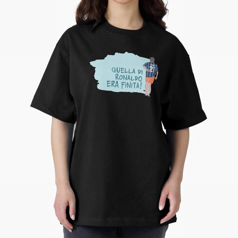 Sforza, quella di Ronaldo era finita! - AGG Oversized T-Shirt Upgrade FIFA World Cup 2026 Group Stage for Fans of Messi and Cristiano Ronaldo and France and Portugal, Bringing Match Day Excitement, Supporter Culture, Golden Goals and Global