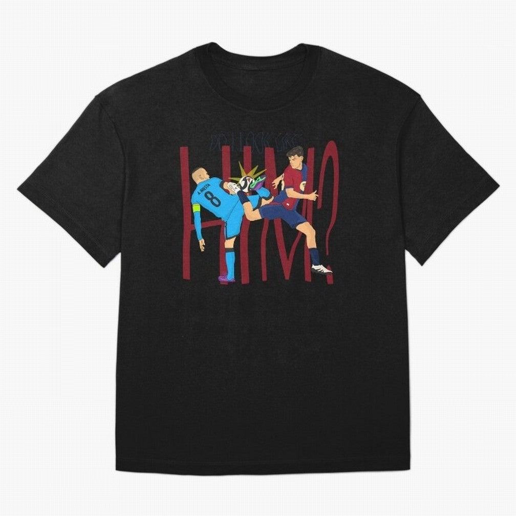 Iniesta and pedri the past and present Oversized T-Shirt Follow the Road to the FIFA World Cup 2026 USA Canada Mexico Journey through Messi, Neymar and Mbappe Highlights, England, France and Netherlands Pride, Vintage Soccer Flavor, Modern Football