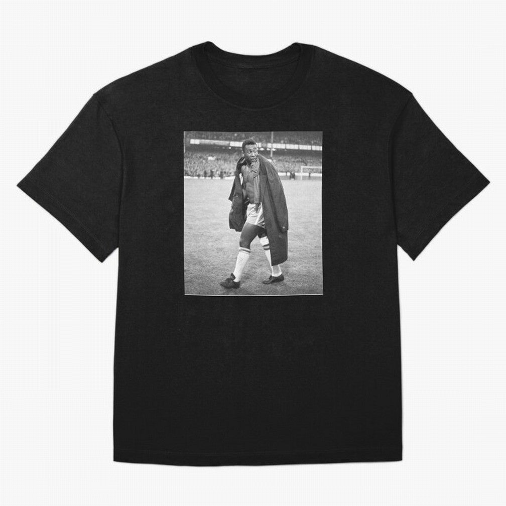 Pele Oversized T-Shirt Honor Football Greatness during Match Day Hype around FIFA World Cup 2026, Haaland and Mbappe, Argentina and Brazil, Fan Favorite Moments, National Team Passion, Big Match Drama and Soccer History; Ideal for Football Dads,
