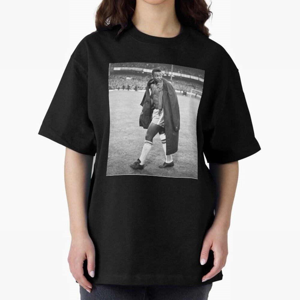 Pele Oversized T-Shirt Honor Football Greatness during Match Day Hype around FIFA World Cup 2026, Haaland and Mbappe, Argentina and Brazil, Fan Favorite Moments, National Team Passion, Big Match Drama and Soccer History; Ideal for Football Dads,