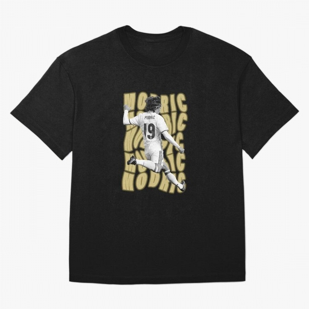 Luka modric Oversized T-Shirt Bring a Champion Mindset to the FIFA World Cup 2026 Journey through Messi and Cristiano Ronaldo Highlights, Argentina Pride, Vintage Soccer Flavor, Modern Football Stars, National Flags and Final Night Emotion; Ideal