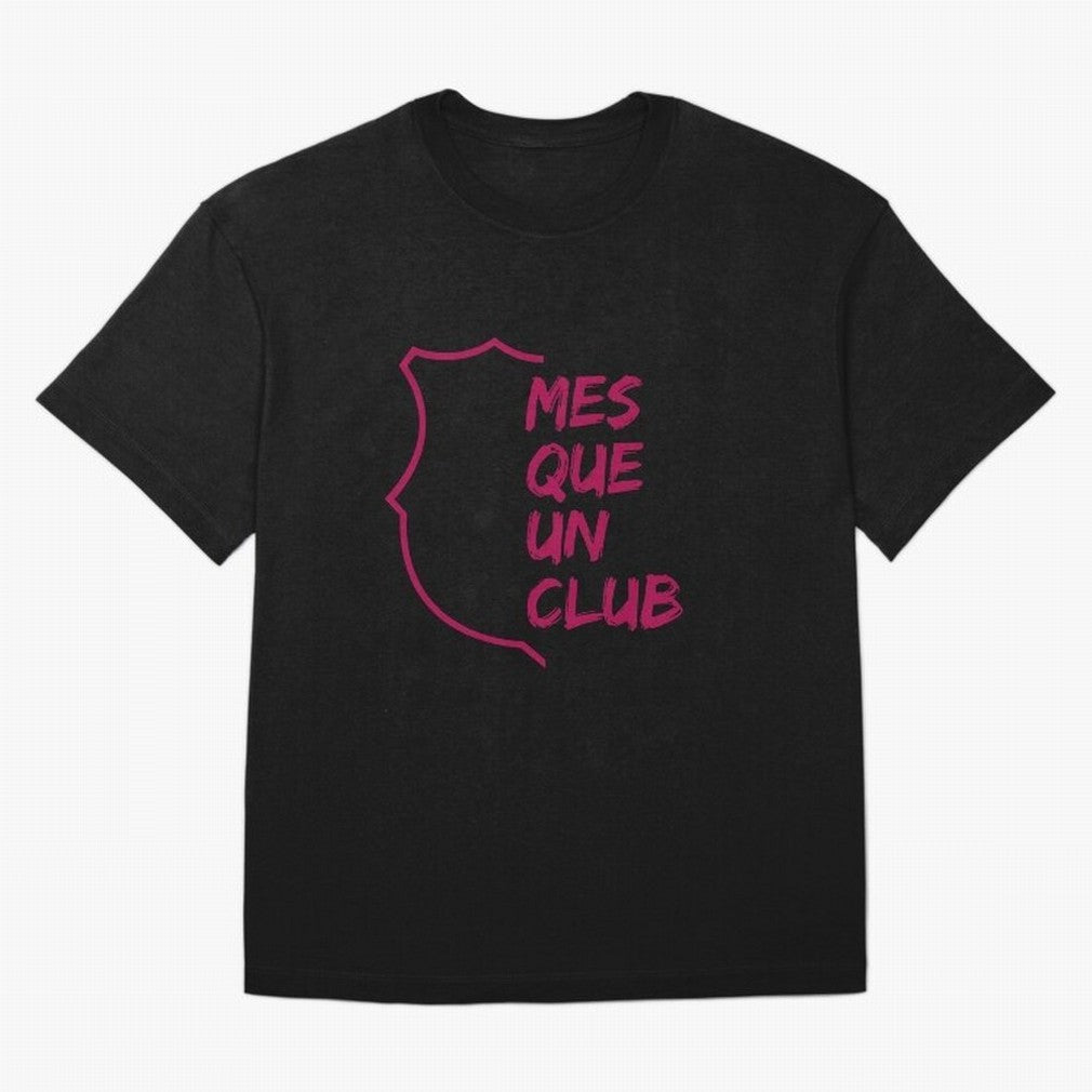 MES QUE UN CLUB Oversized T-Shirt Join Global Football Passion for FIFA World Cup 2026 USA Canada Mexico, Built around Messi, England, Football History, Final Match Energy, Crowd Noise and Once in a Lifetime Moments; Great for Supporters Who Love