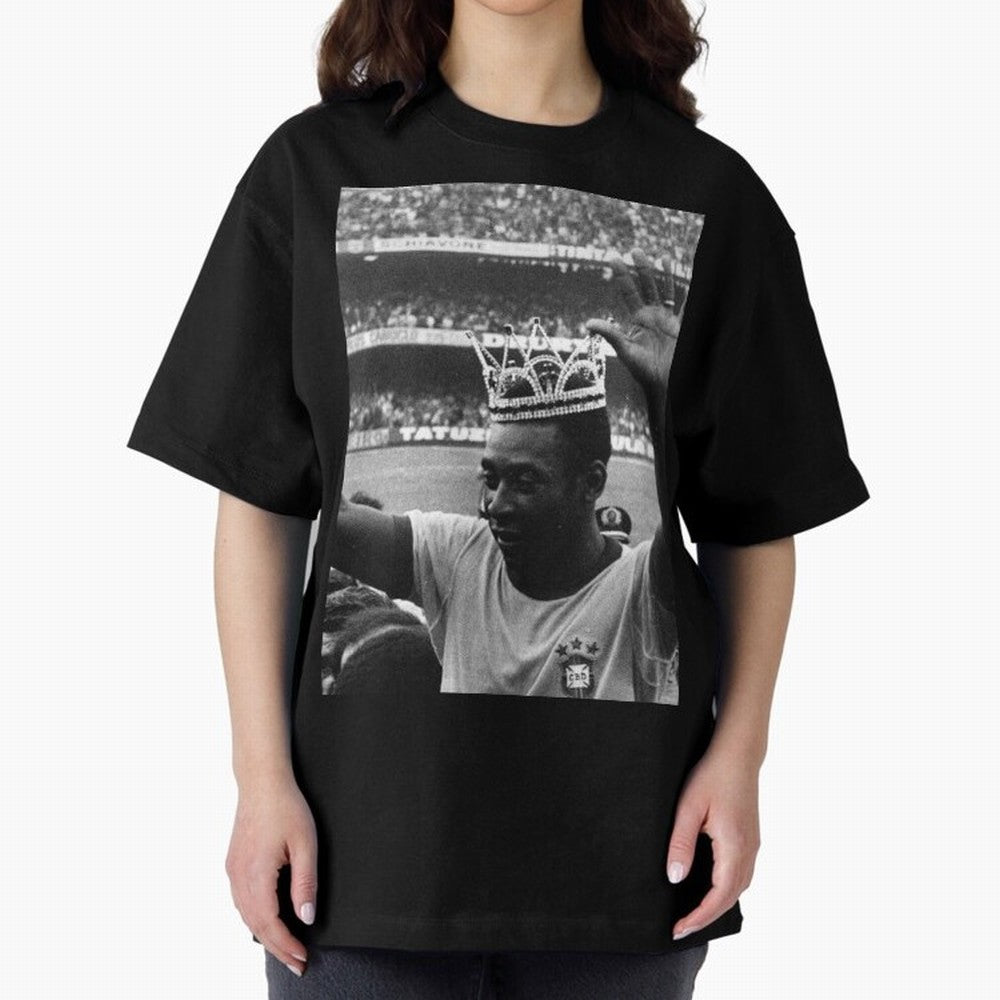 Pel¨¦ wears the crown Classic T-Shirt Feel the Roar of FIFA World Cup 2026 with Messi, Neymar and Mbappe, Argentina, France and Brazil Energy, Championship Spirit, Famous Goals, Roaring Crowds and International Football Unity; Great for Watch