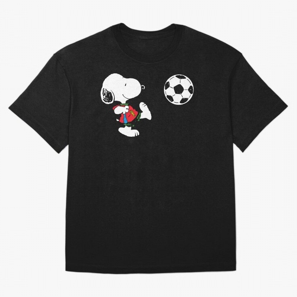 SNOOPY Football - FIFA World Cup 2026 Oversized T-Shirt Join the Countdown to FIFA World Cup 2026 USA Canada Mexico for Fans of Cristiano Ronaldo and Portugal, Spain and Germany, Bringing Sports Nostalgia, International Competition, Famous Players